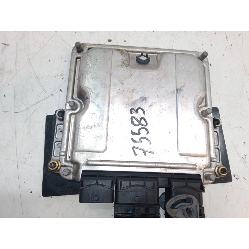 Recambio de centralita motor uce para peugeot 406 coupé (8c) 2.2 hdi referencia OEM IAM 96521843809640938180 EDC15C2 0281011446