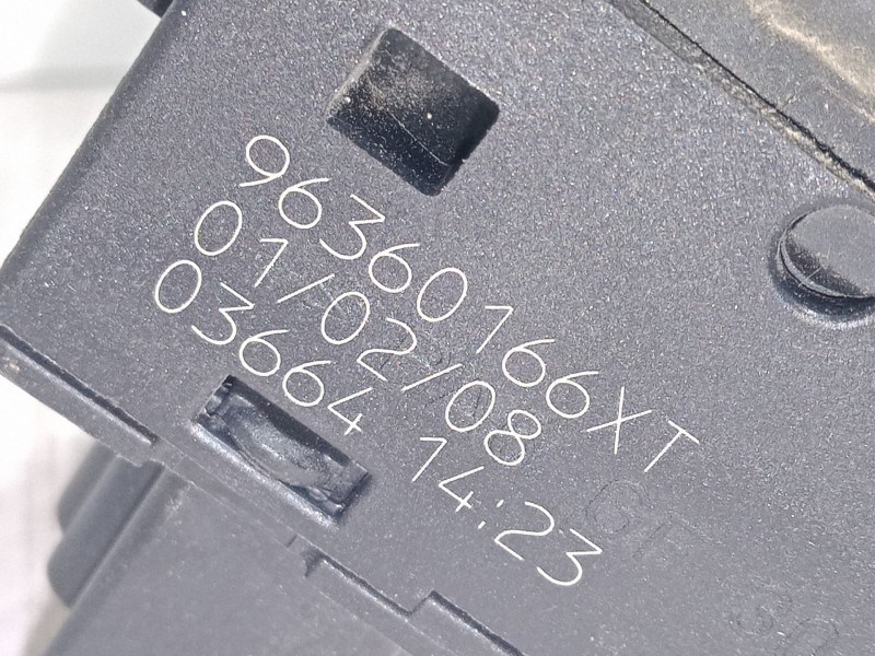 Recambio de mando elevalunas trasero izquierdo para peugeot 307 sw (3h) 1.6 hdi 90 referencia OEM IAM 96360166XT  