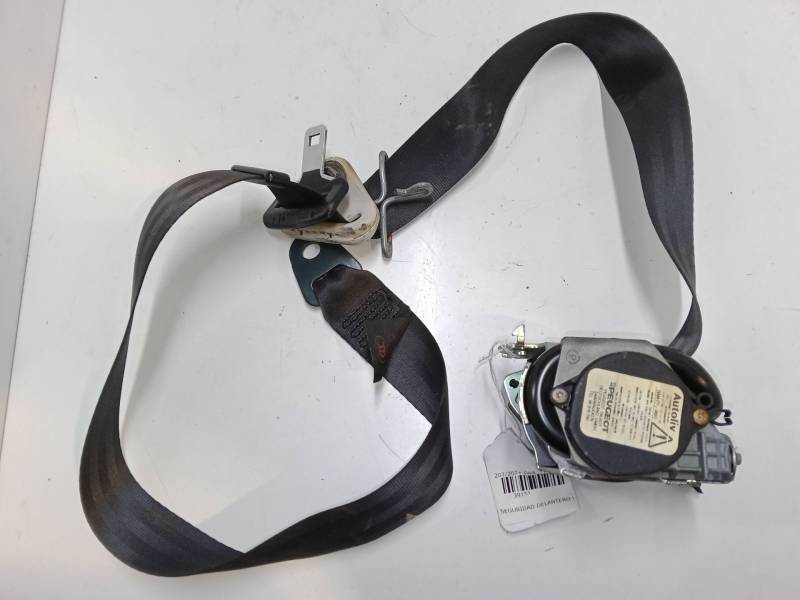 CINTURON SEGURIDAD DELANTERO DERECHO 