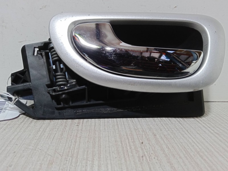 Recambio de maneta interior puerta delantera izquierda para peugeot 307 sw (3h) 1.6 hdi 90 referencia OEM IAM   