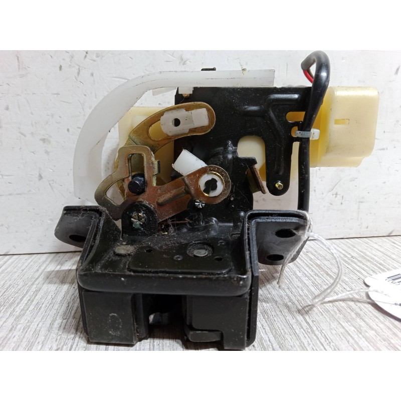 Recambio de cerradura maletero / porton para mazda 323 f vi hatchback (bj) 2.0 (bjfw) referencia OEM IAM   