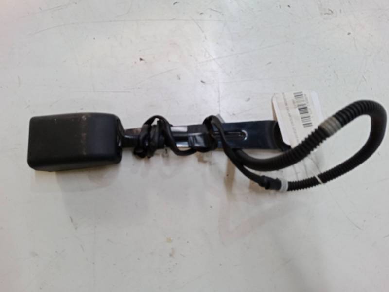ANCLAJE CINTURON DELANTERO IZQUIERDO 