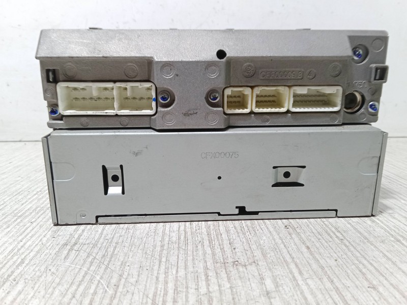 Recambio de radio cd para toyota avensis (_t25_) 2.2 d-4d (adt251_) referencia OEM IAM CFF00009B  