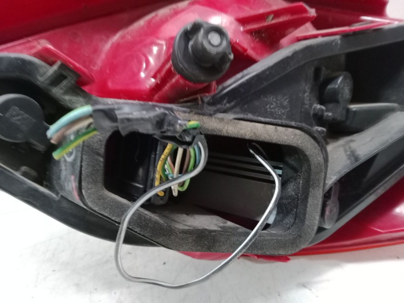 Recambio de piloto trasero izquierdo para peugeot 207/207+ (wa_, wc_) 1.6 hdi referencia OEM IAM   