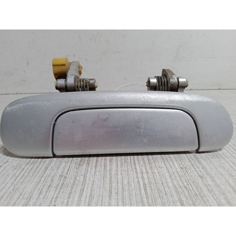 Recambio de maneta exterior puerta trasera derecha para mazda 323 f vi hatchback (bj) 2.0 (bjfw) referencia OEM IAM   