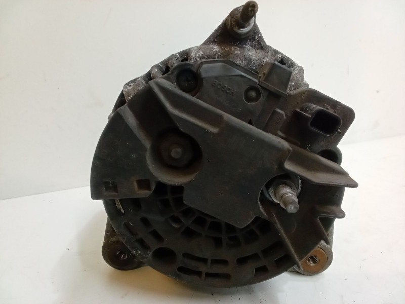 Recambio de alternador para renault clio iii (br0/1, cr0/1) 1.5 dci referencia OEM IAM   