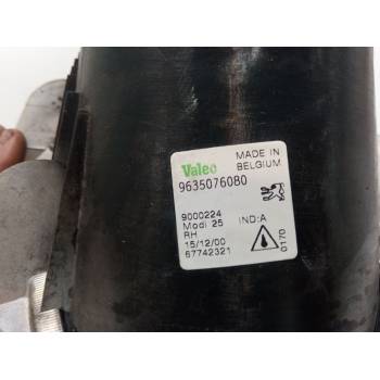 FARO ANTINIEBLA DERECHO 9635076080 