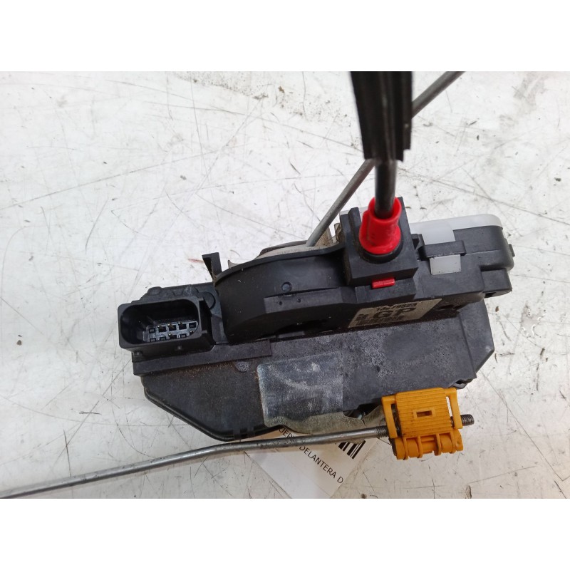 Recambio de cerradura puerta delantera derecha para opel zafira tourer c (p12) 1.4 lpg (75) referencia OEM IAM 13579523  