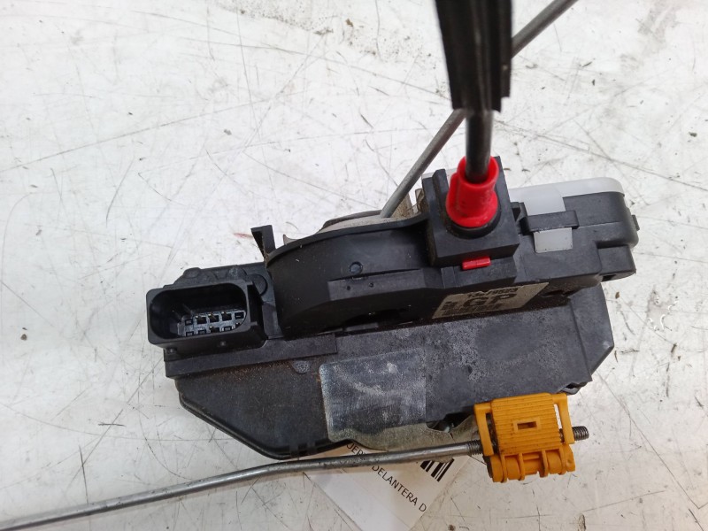 Recambio de cerradura puerta delantera derecha para opel zafira tourer c (p12) 1.4 lpg (75) referencia OEM IAM 13579523  