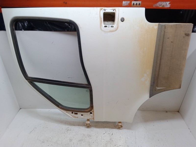 Recambio de puerta delantera izquierda para iveco daily iv furgoneta 29l10 v referencia OEM IAM   