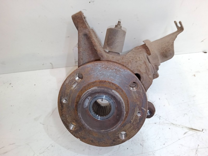 Recambio de mangueta delantera derecha para peugeot 206 cc (2d) 2.0 s16 referencia OEM IAM   