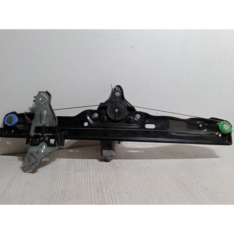 Recambio de elevalunas electrico delantero derecho para nissan qashqai ii suv (j11, j11_) 1.5 dci referencia OEM IAM 807004EA0D 