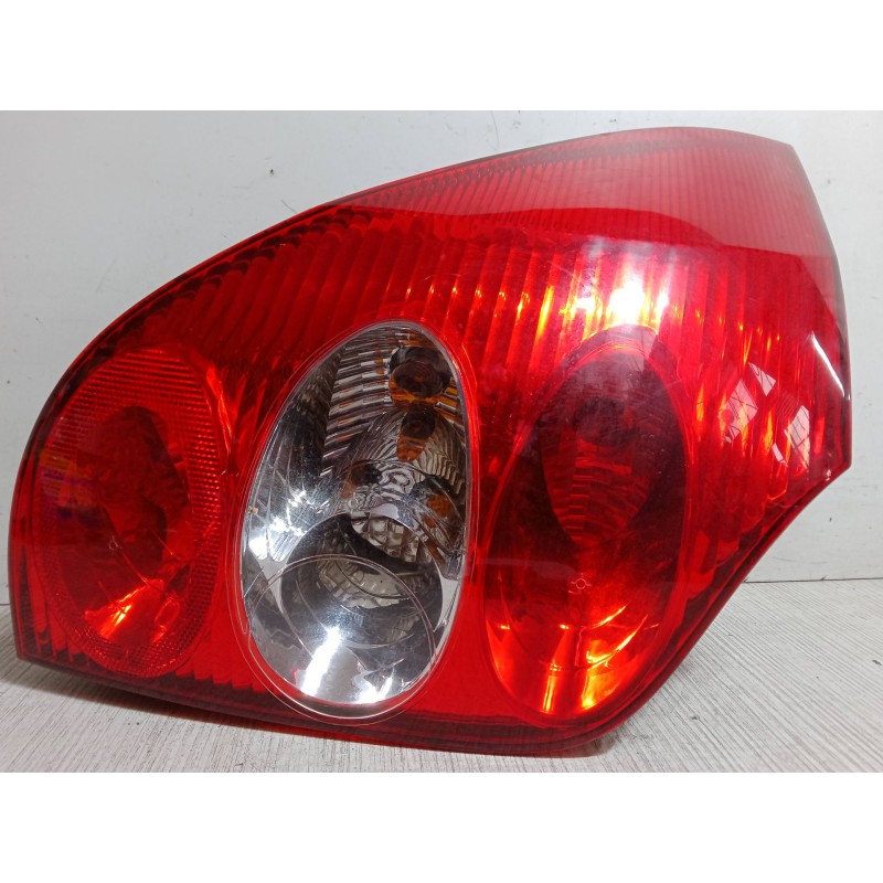 Recambio de piloto trasero izquierdo para renault laguna ii (bg0/1_) 2.0 16v (bg00, bg0k, bg0p, bg0w) referencia OEM IAM   