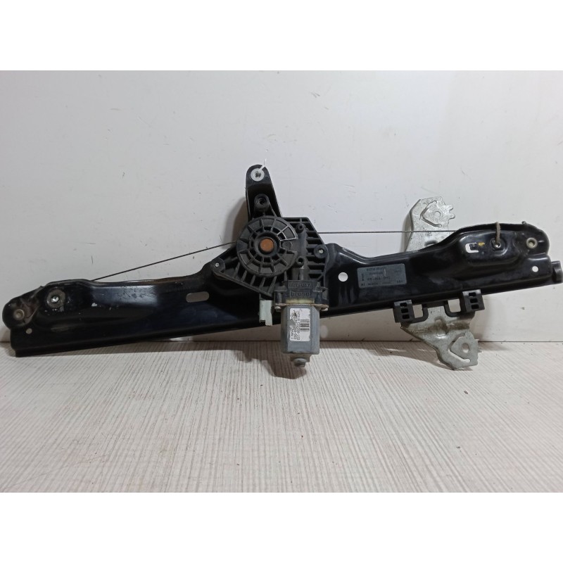 Recambio de elevalunas electrico delantero derecho para nissan qashqai ii suv (j11, j11_) 1.5 dci referencia OEM IAM 807004EA0D 