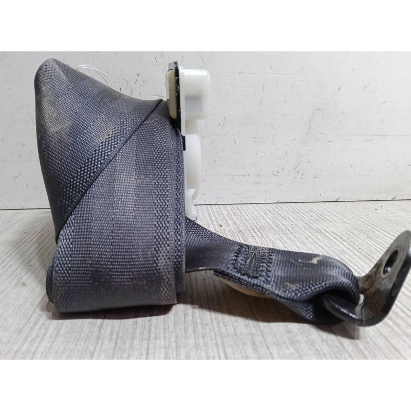 Recambio de cinturon seguridad trasero izquierdo para mazda 323 f vi hatchback (bj) 2.0 (bjfw) referencia OEM IAM   