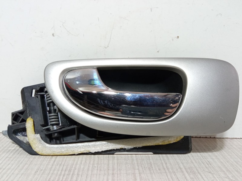 Recambio de maneta interior puerta trasera izquierda para peugeot 307 (3a/c) 1.4 16v referencia OEM IAM 9643604577  