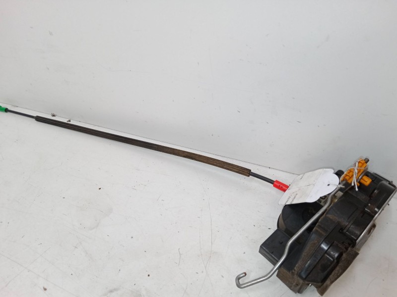 Recambio de cerradura puerta trasera derecha para opel zafira tourer c (p12) 1.4 lpg (75) referencia OEM IAM 13579566  