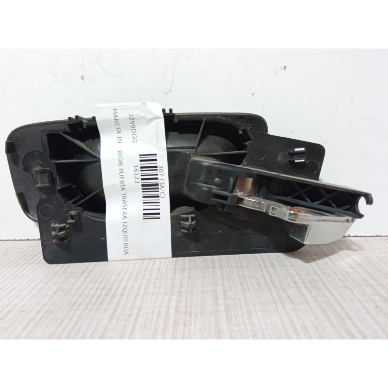 Recambio de maneta interior puerta trasera izquierda para peugeot 307 (3a/c) 1.4 16v referencia OEM IAM 9643604577  
