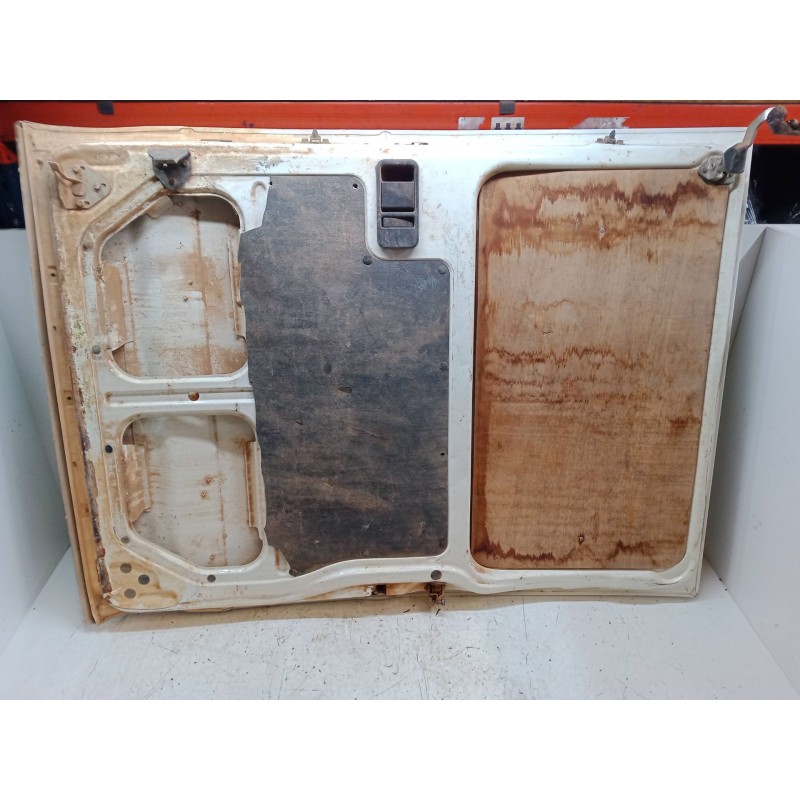 Recambio de puerta lateral corredera derecha para iveco daily iv furgoneta 29l10 v referencia OEM IAM   