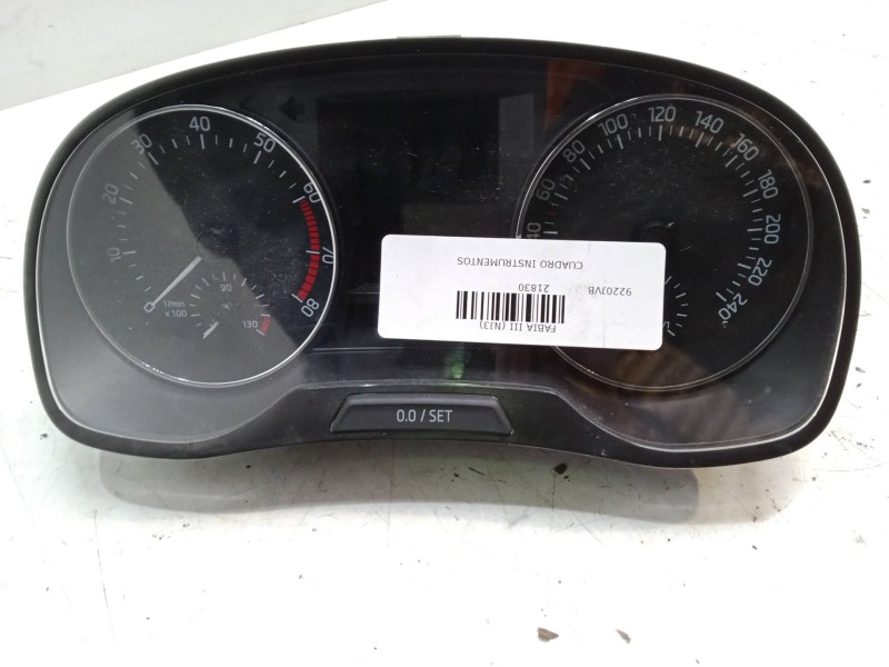 Recambio de cuadro instrumentos para skoda fabia iii (nj3) 1.2 tsi referencia OEM IAM 6V0920740B  A2C38358400