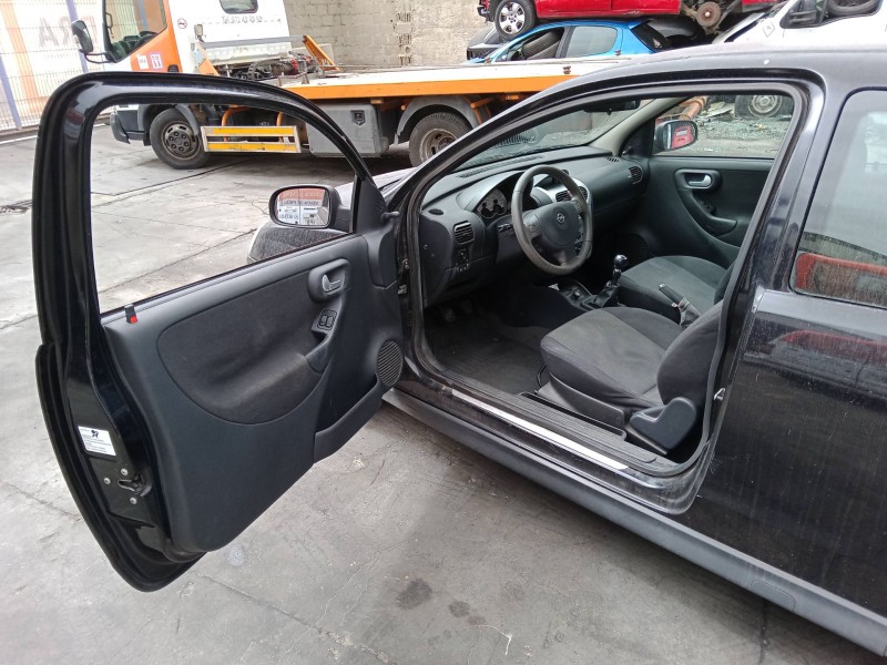 opel corsa c (x01) del año 2006