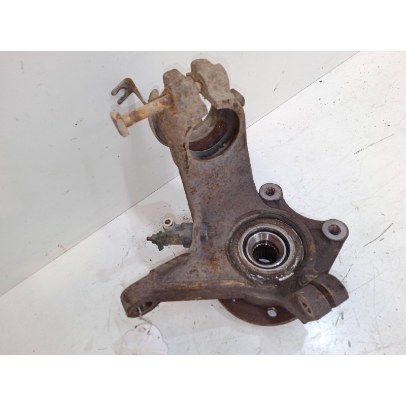 Recambio de mangueta delantera izquierda para peugeot 206 cc (2d) 2.0 s16 referencia OEM IAM   