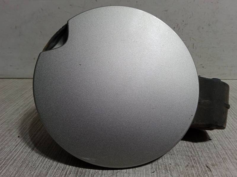 TAPA EXTERIOR COMBUSTIBLE 