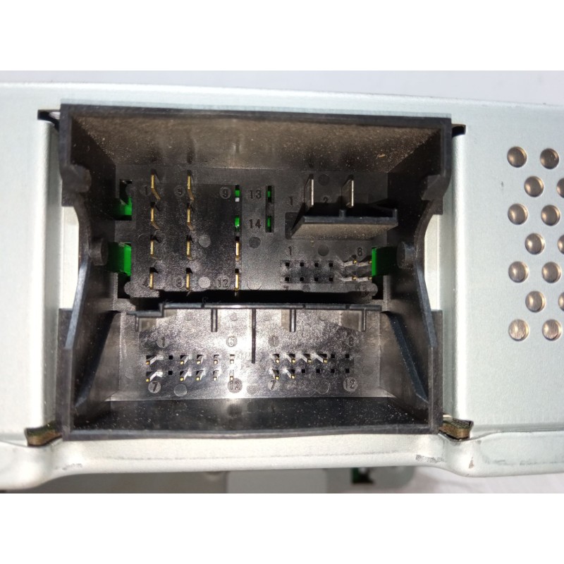 Recambio de pantalla multifuncion para volkswagen polo v (6r1, 6c1) 1.2 tsi 16v referencia OEM IAM 6C0035869D  