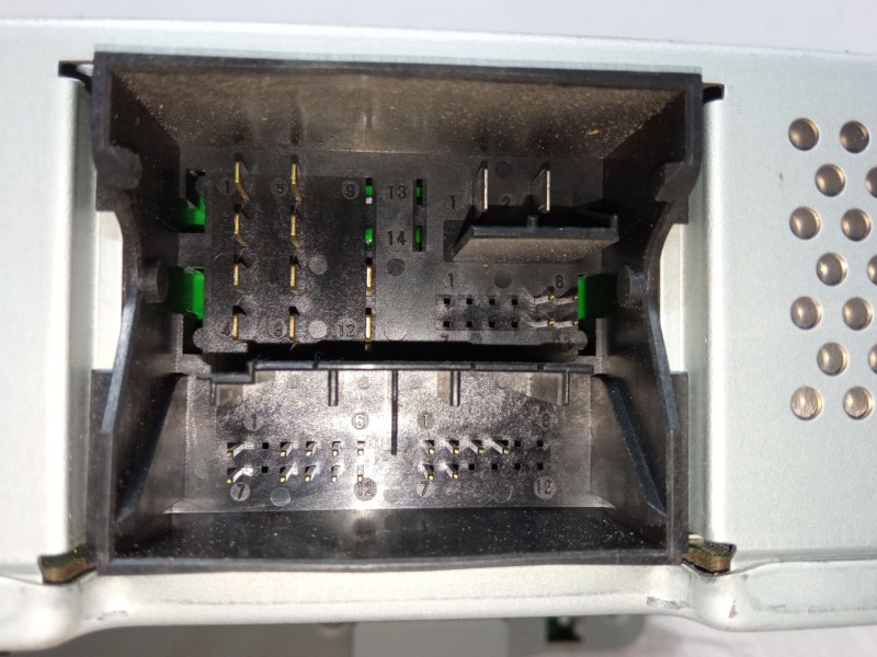 Recambio de pantalla multifuncion para volkswagen polo v (6r1, 6c1) 1.2 tsi 16v referencia OEM IAM 6C0035869D  