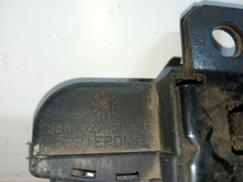 Recambio de cerradura maletero / porton para seat leon (1m1) 1.9 tdi referencia OEM IAM 3B9827505C  