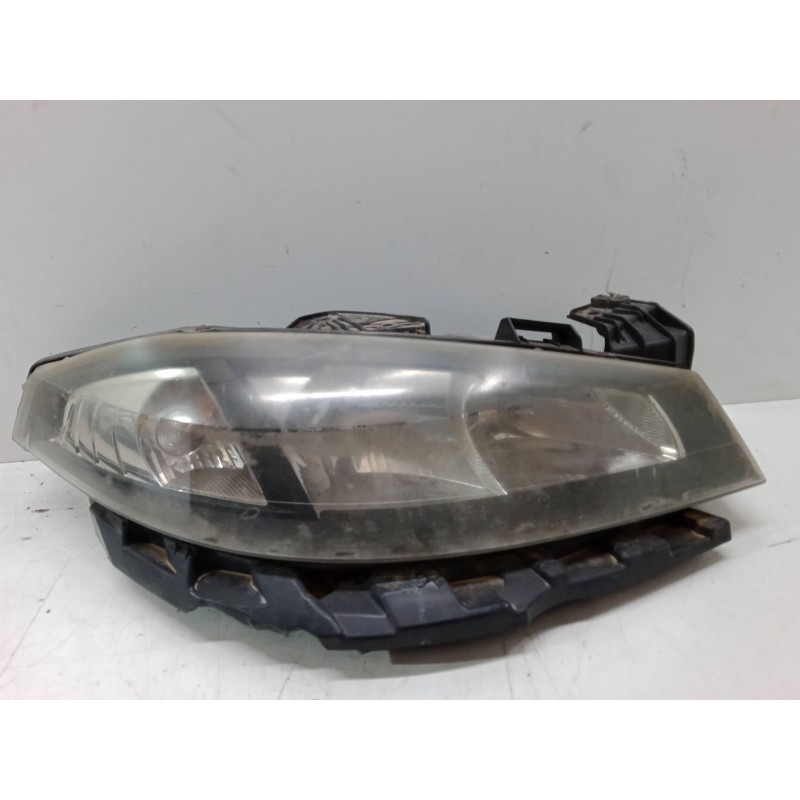 Recambio de faro derecho para renault laguna ii (bg0/1_) 2.0 16v (bg00, bg0k, bg0p, bg0w) referencia OEM IAM 8200481197.89900470