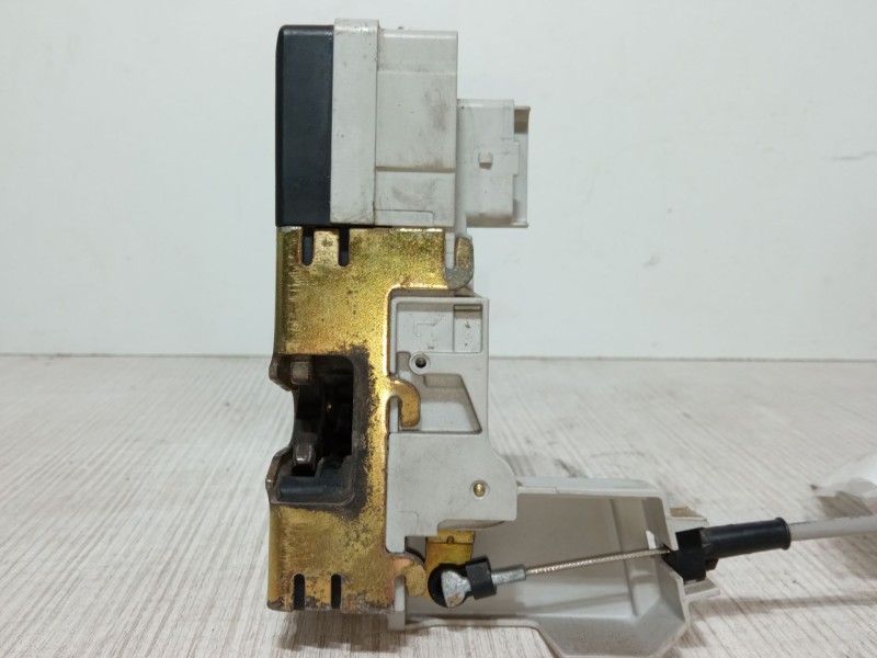 Recambio de cerradura puerta delantera izquierda para peugeot 307 (3a/c) 1.4 16v referencia OEM IAM   