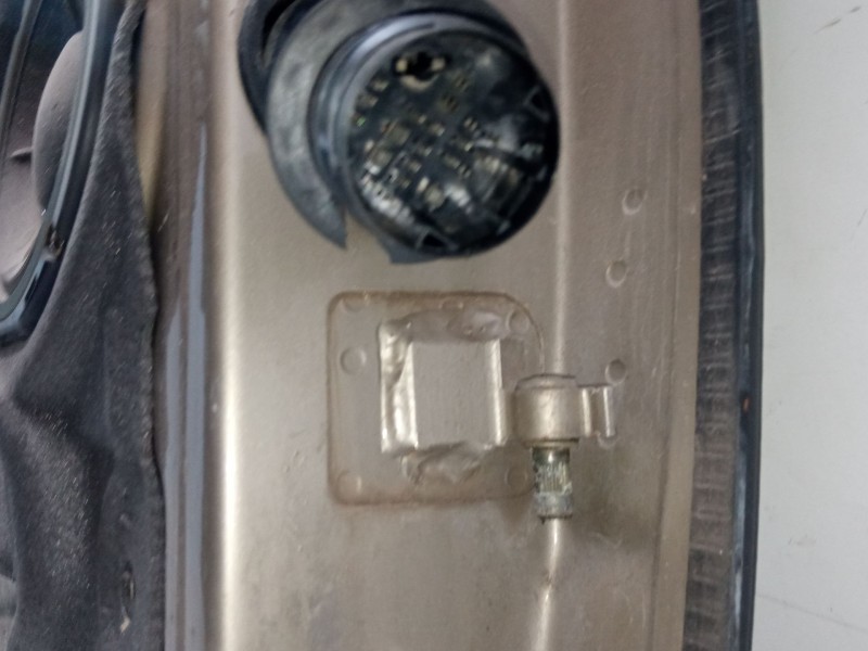 Recambio de puerta trasera izquierda para ford galaxy i (wgr) 1.9 tdi referencia OEM IAM   