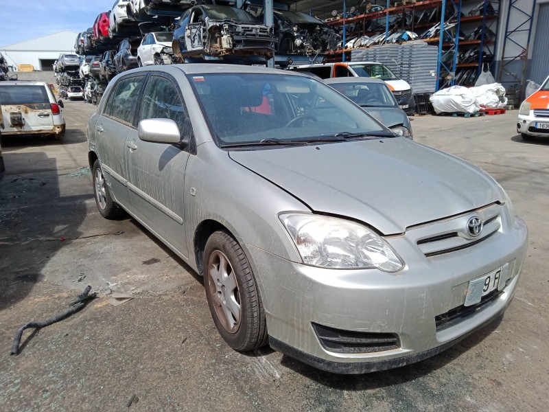 toyota corolla (_e12_) del año 2006