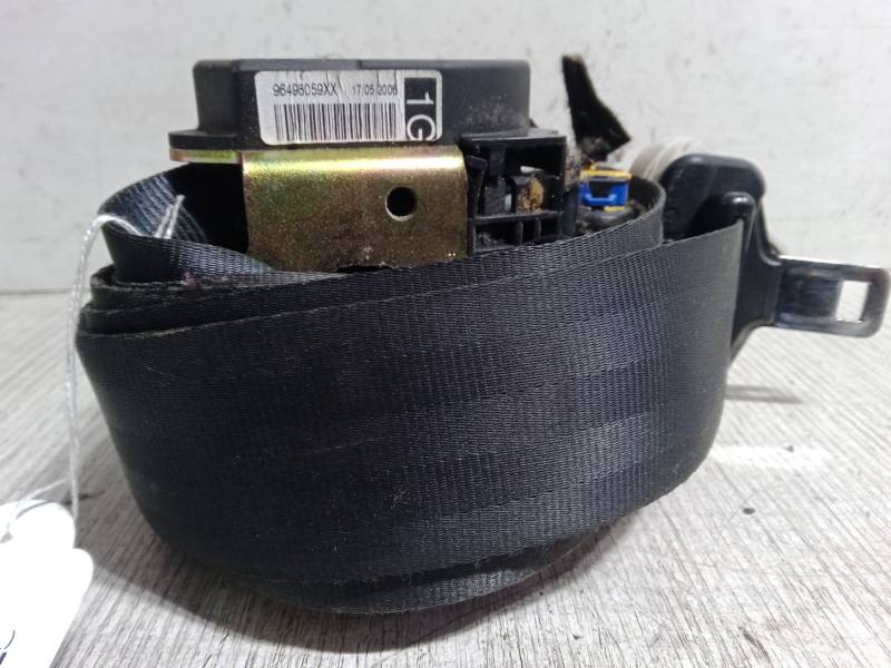 CINTURON SEGURIDAD DELANTERO IZQUIERDO 