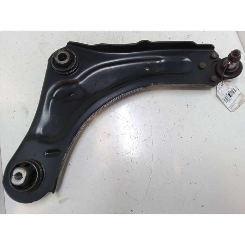 Recambio de brazo suspension inferior delantero derecho para renault scénic iii (jz0/1_) 1.6 16v (jz0u, jz1b) referencia OEM IAM