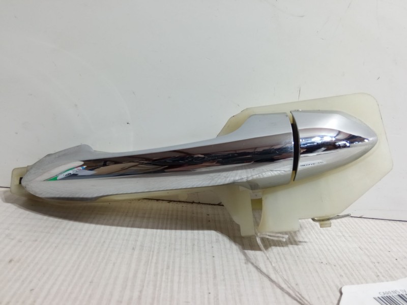 Recambio de maneta exterior puerta trasera izquierda para kia carens iv 1.6 gdi referencia OEM IAM   