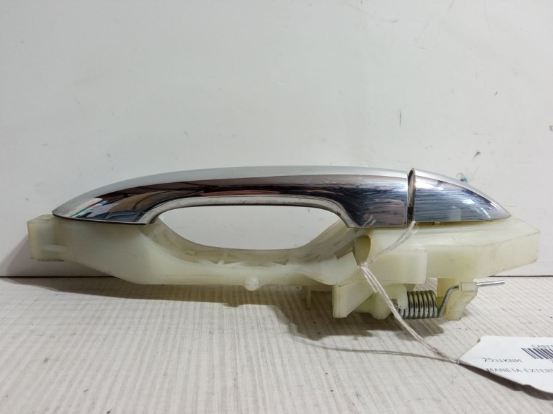 Recambio de maneta exterior puerta trasera izquierda para kia carens iv 1.6 gdi referencia OEM IAM   