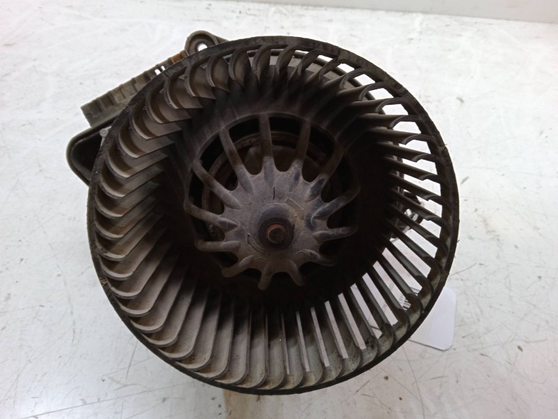 Recambio de motor calefaccion para peugeot 307 cc (3b) 1.6 16v referencia OEM IAM   