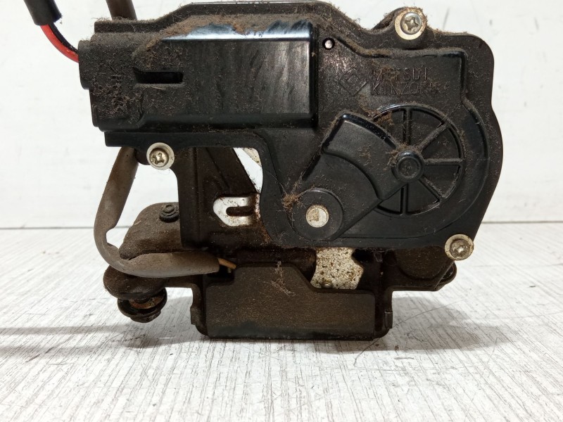 Recambio de cerradura maletero / porton para toyota corolla verso (zer_, zze12_, r1_) 2.0 d-4d (cur10_) referencia OEM IAM   