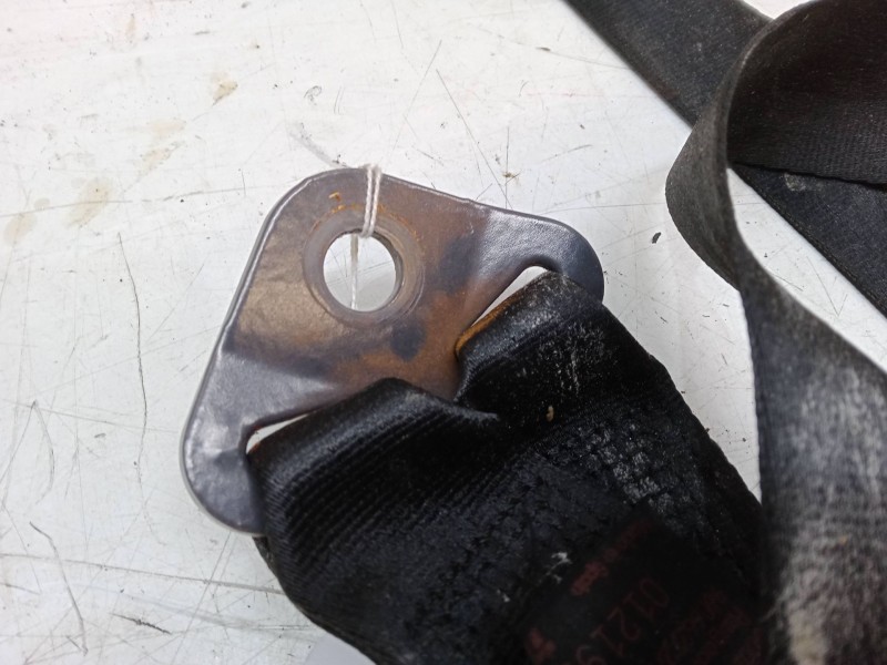 Recambio de anclaje cinturon trasero derecho para peugeot 205 ii (20a/c) 1.1 referencia OEM IAM   