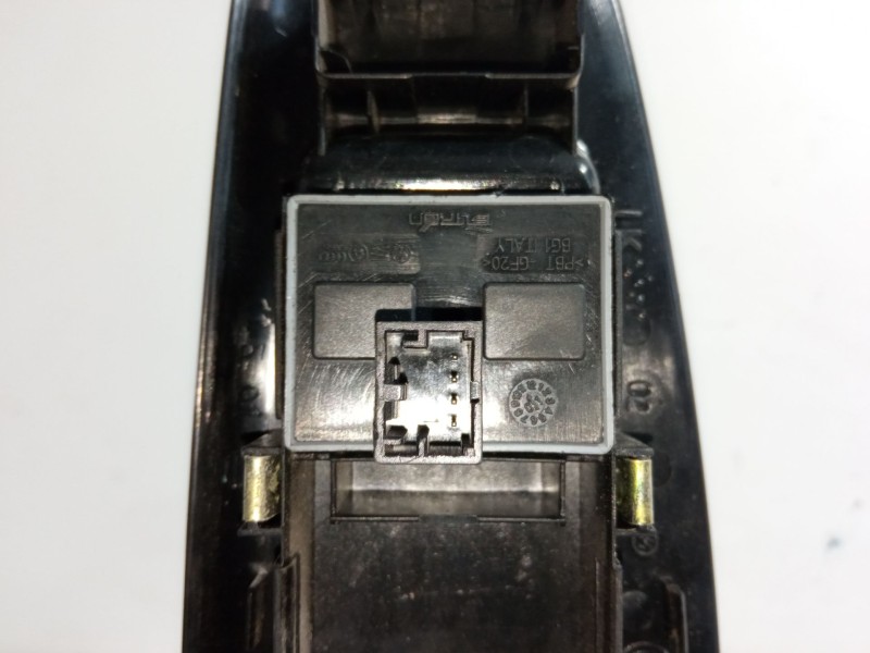 Recambio de mando elevalunas delantero izquierdo para renault megane ii (bm0/1_, cm0/1_) 1.5 dci (bm02, bm13, bm2a, cm02, cm13) 