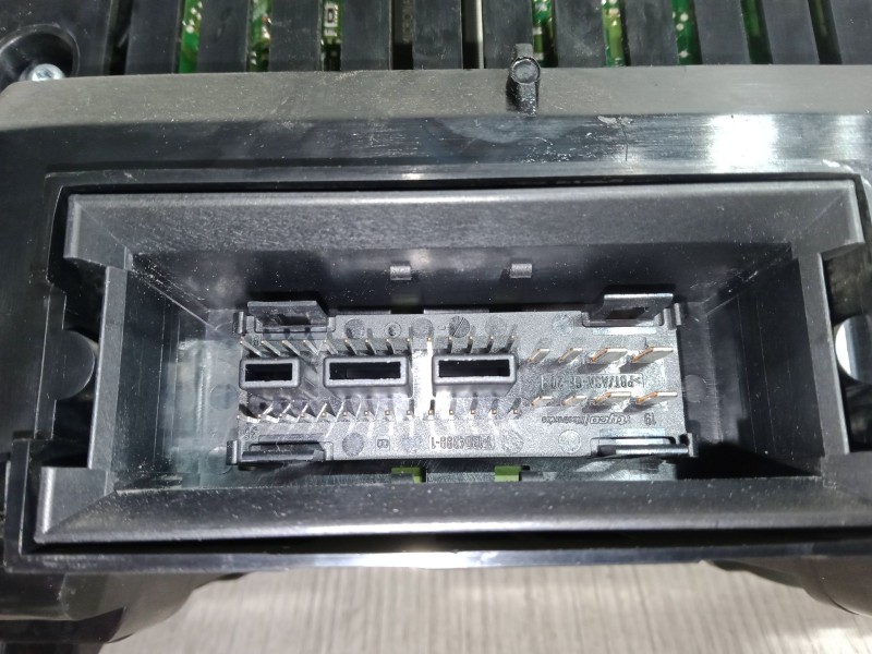 Recambio de cuadro instrumentos para seat leon (1p1) 1.9 tdi referencia OEM IAM 110080280027  1P0920823G