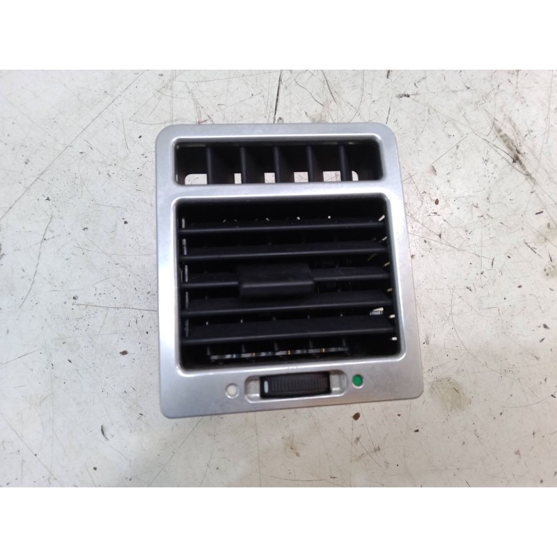 Recambio de aireador izquierdo para land rover range rover i 4.3 vogue lse 4x4 referencia OEM IAM JVE000051  