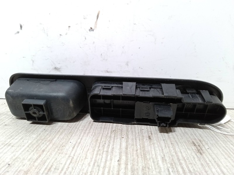 Recambio de mando elevalunas delantero derecho para peugeot 307 sw (3h) 1.6 16v referencia OEM IAM   