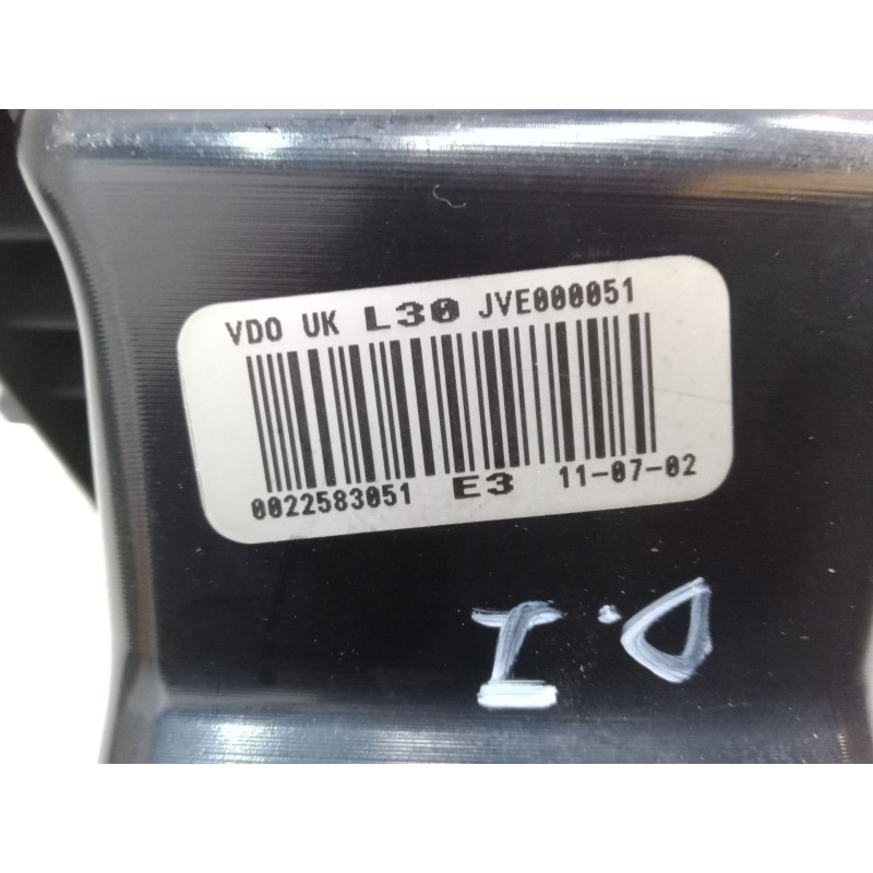 Recambio de aireador izquierdo para land rover range rover i 4.3 vogue lse 4x4 referencia OEM IAM JVE000051  