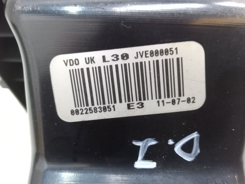 Recambio de aireador izquierdo para land rover range rover i 4.3 vogue lse 4x4 referencia OEM IAM JVE000051  