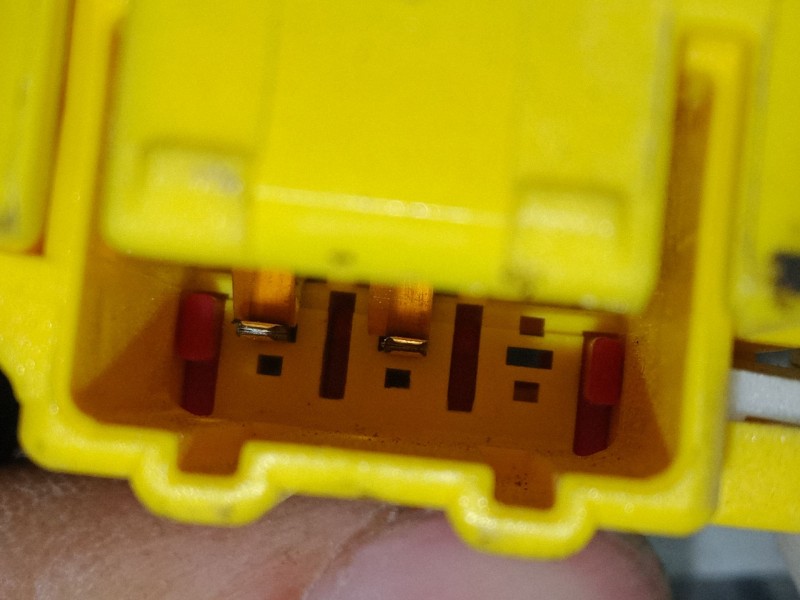 Recambio de cinturon seguridad trasero central para volkswagen golf v (1k1) 1.6 fsi referencia OEM IAM   