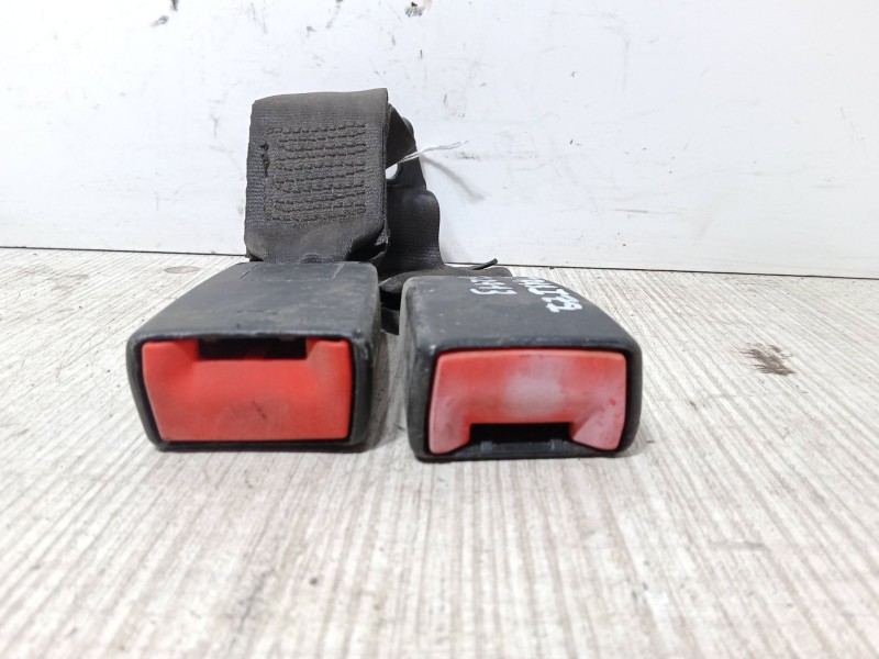 Recambio de anclaje cinturon trasero central para fiat panda / panda classic (169_) 1.1 (169.axa1a) referencia OEM IAM   