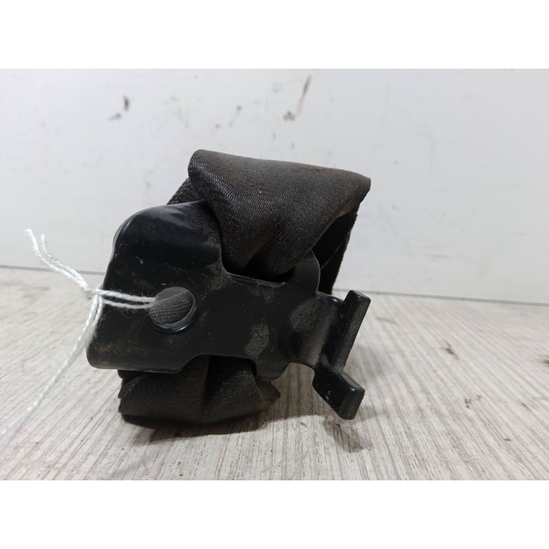 Recambio de anclaje cinturon trasero central para fiat panda / panda classic (169_) 1.1 (169.axa1a) referencia OEM IAM   